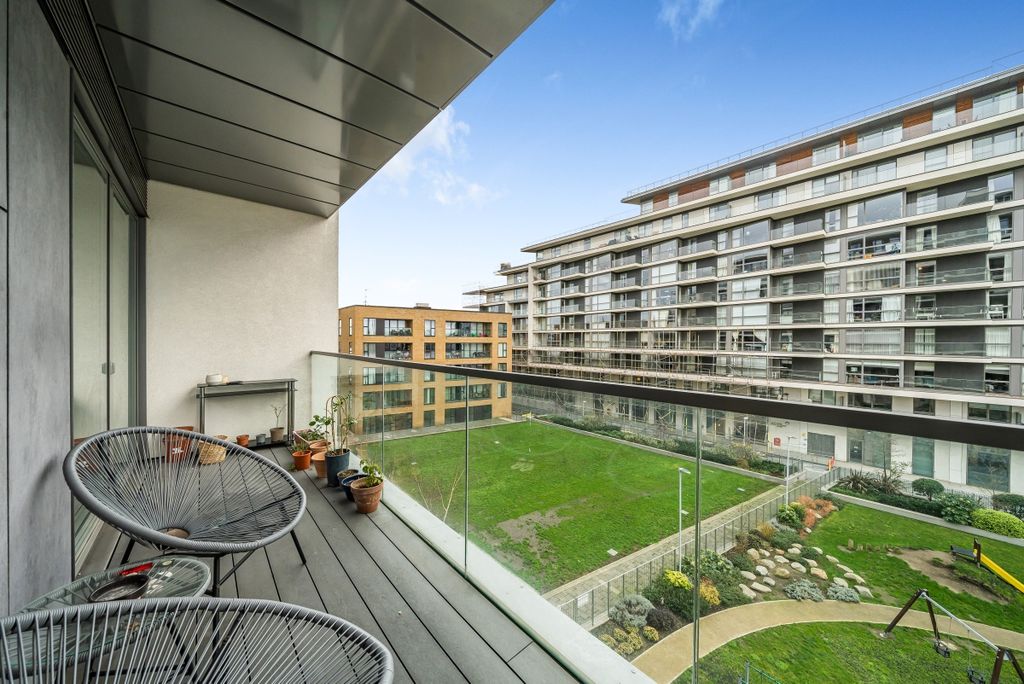 Property photo 1 of 18 1069729 (9)