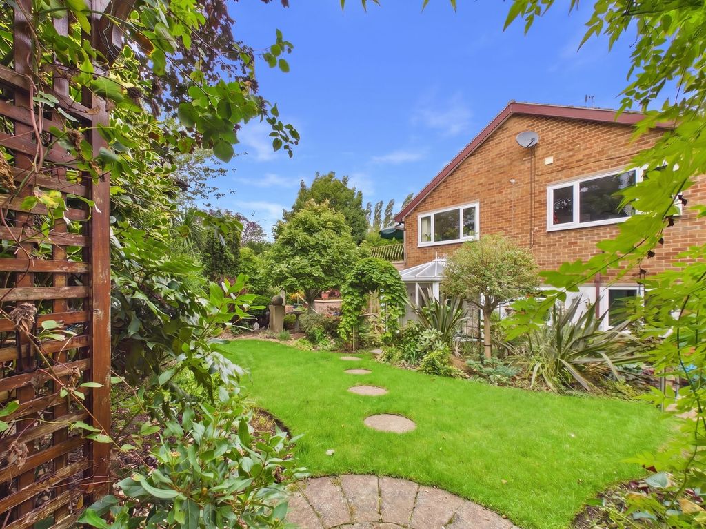 Property photo 1 of 25 Rear Garden