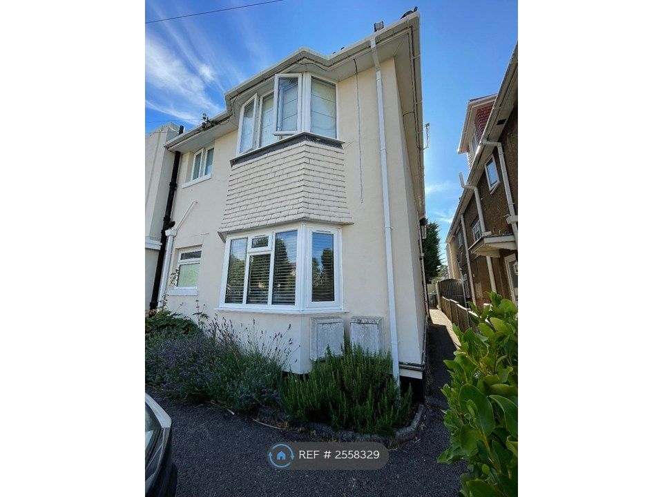 Property photo 1 of 24 Ground Floor Apartment