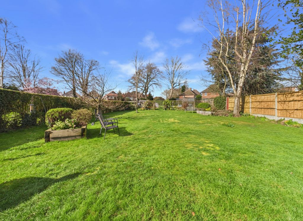 Property photo 2 of 30 Cam01698G0Pr0162Still029001