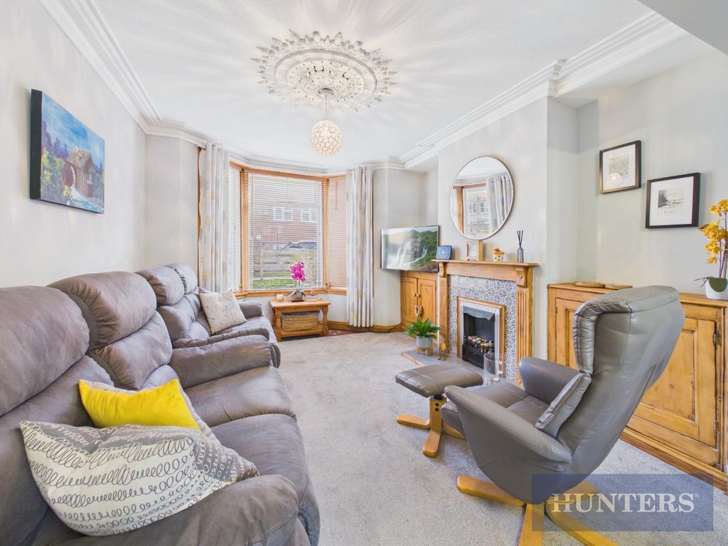 Property photo 2 of 19 Cam05316G0-Pr0363-Still017.Jpg