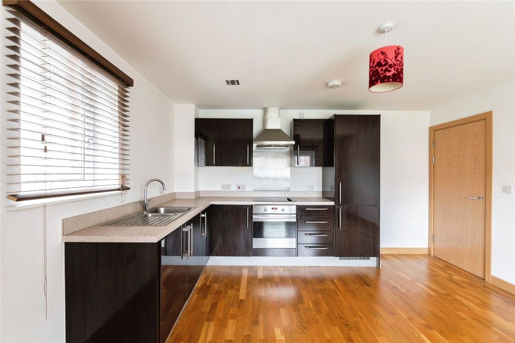 Property photo 2 of 13 Photography