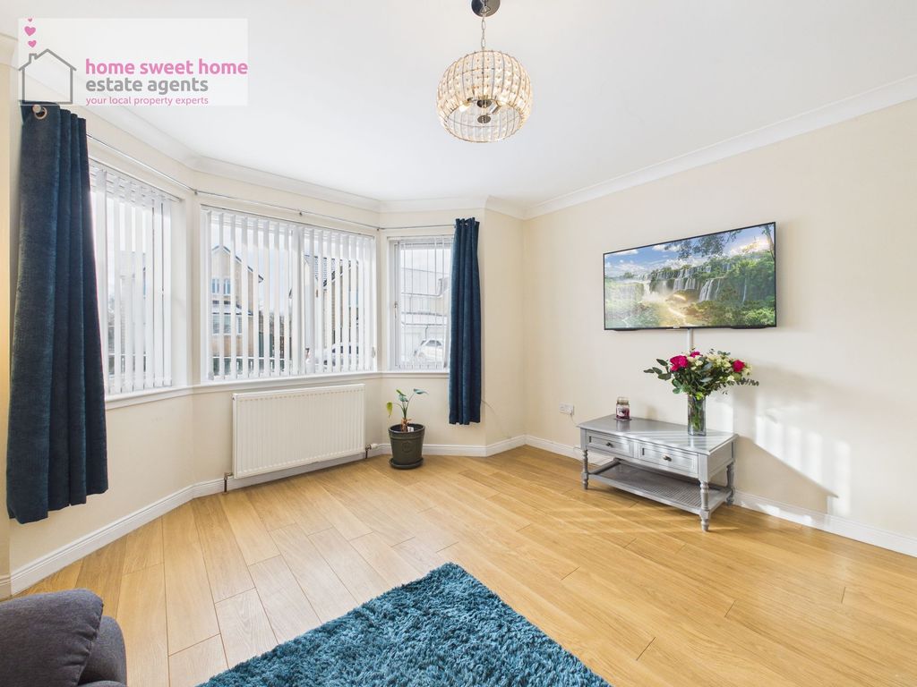 Property photo 3 of 35