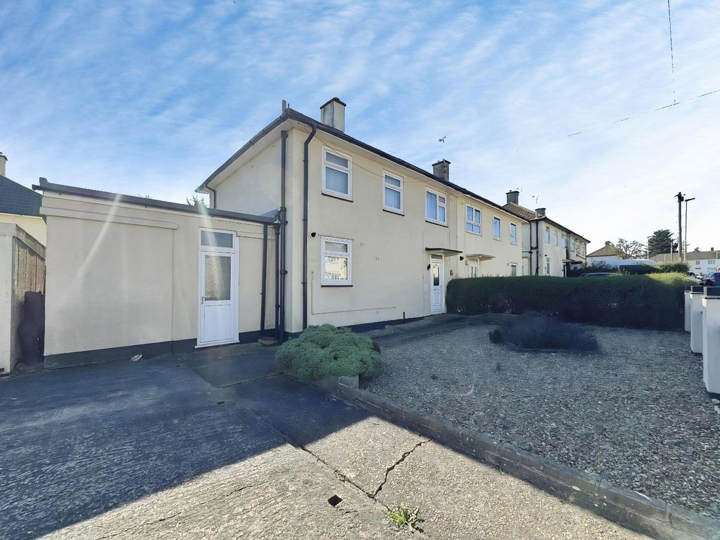 Property photo 1 of 14 Front