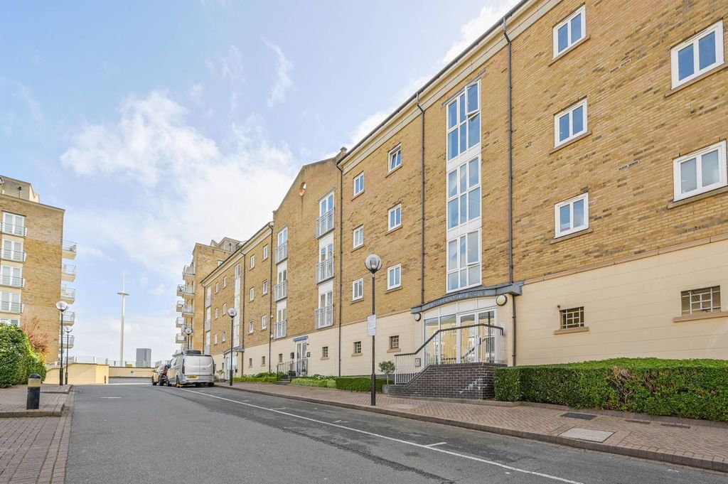 Property photo 2 of 2