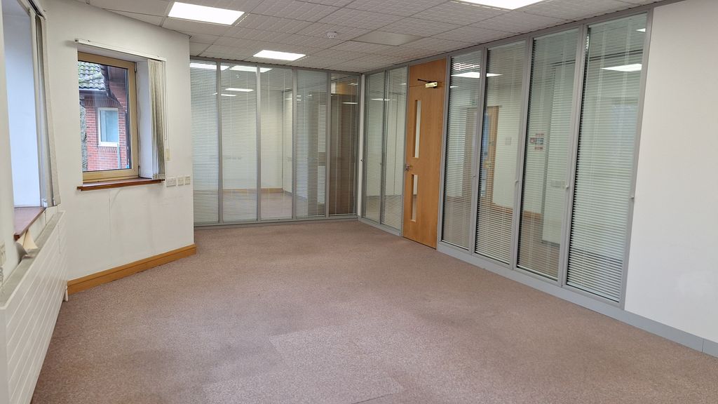 Property photo 3 of 5