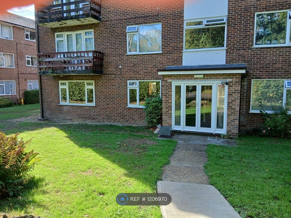 Property photo 1 of 12 Main Entrance