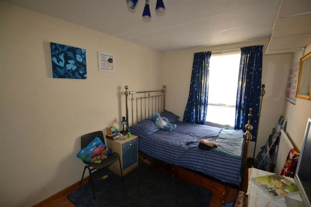 Property photo 3 of 6