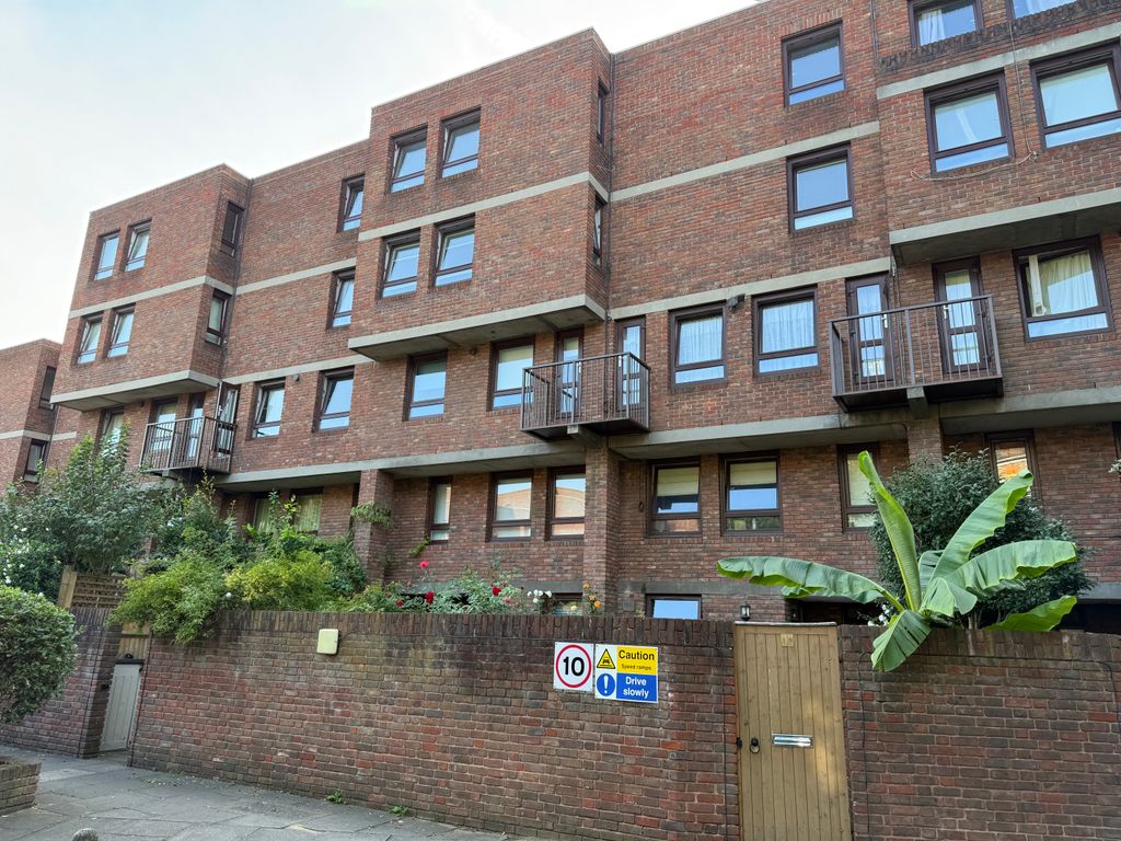 Property photo 2 of 22