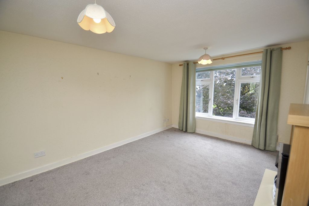 Property photo 2 of 11 5416921