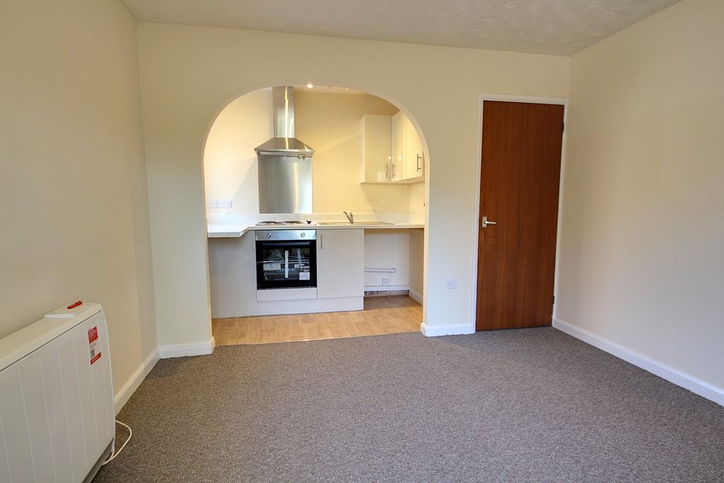 Property photo 3 of 6