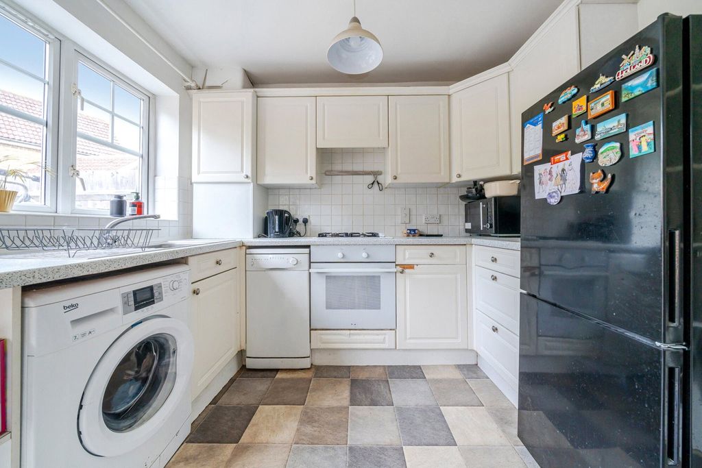 Property photo 2 of 10 Picture No. 06