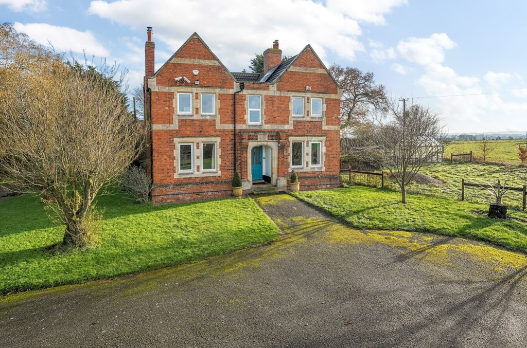 Property photo 1 of 27 1218903 (4)E