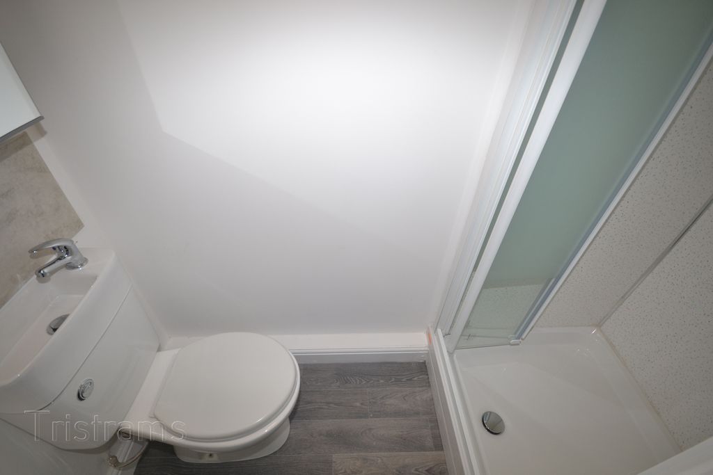 Property photo 3 of 3
