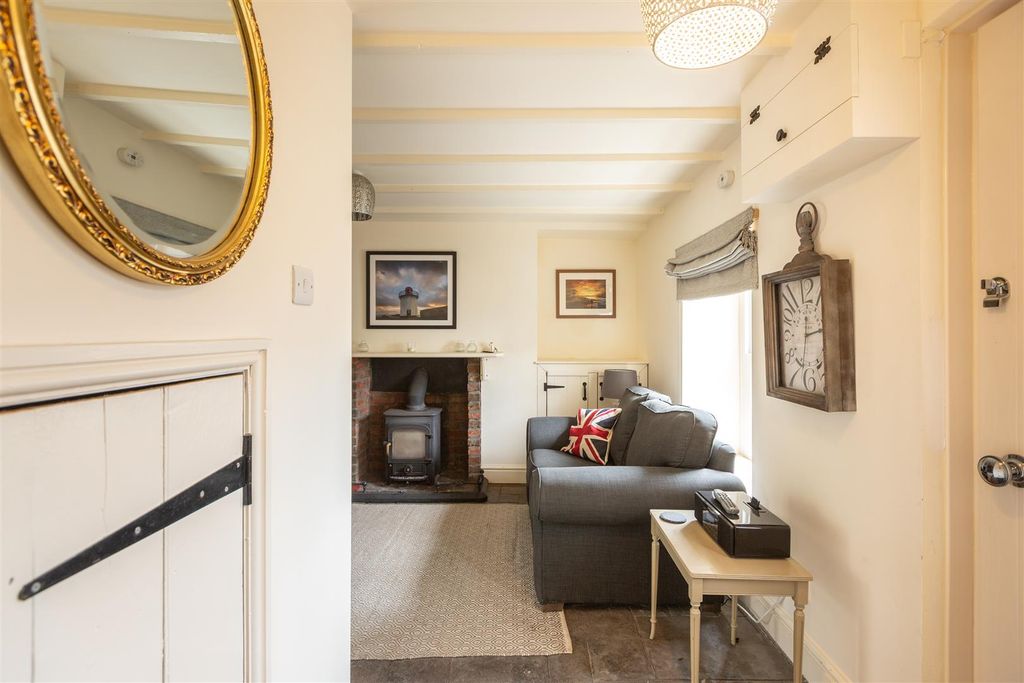 Property photo 2 of 58