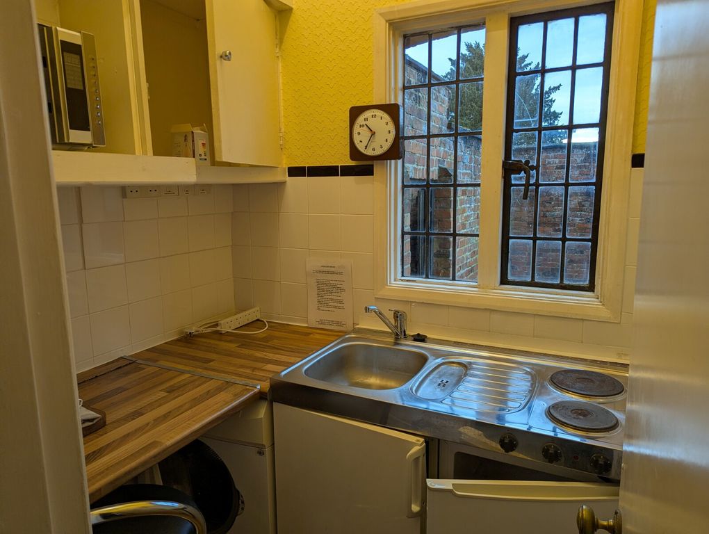 Property photo 3 of 5 Picture No. 11