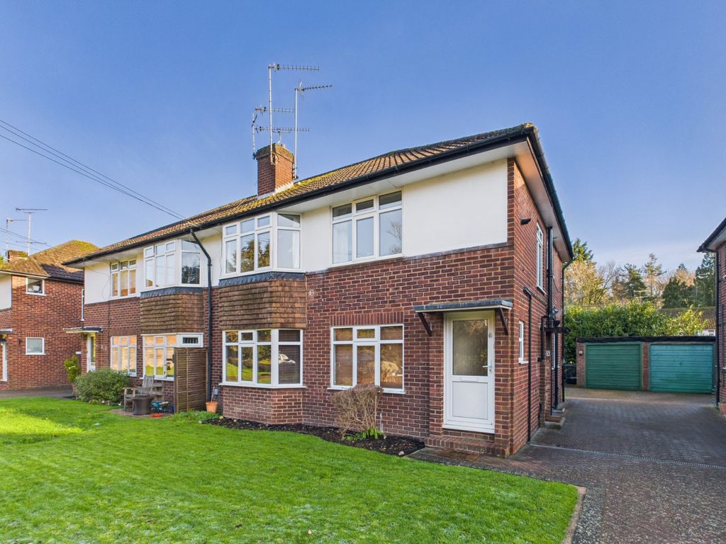 Property photo 1 of 12 Front