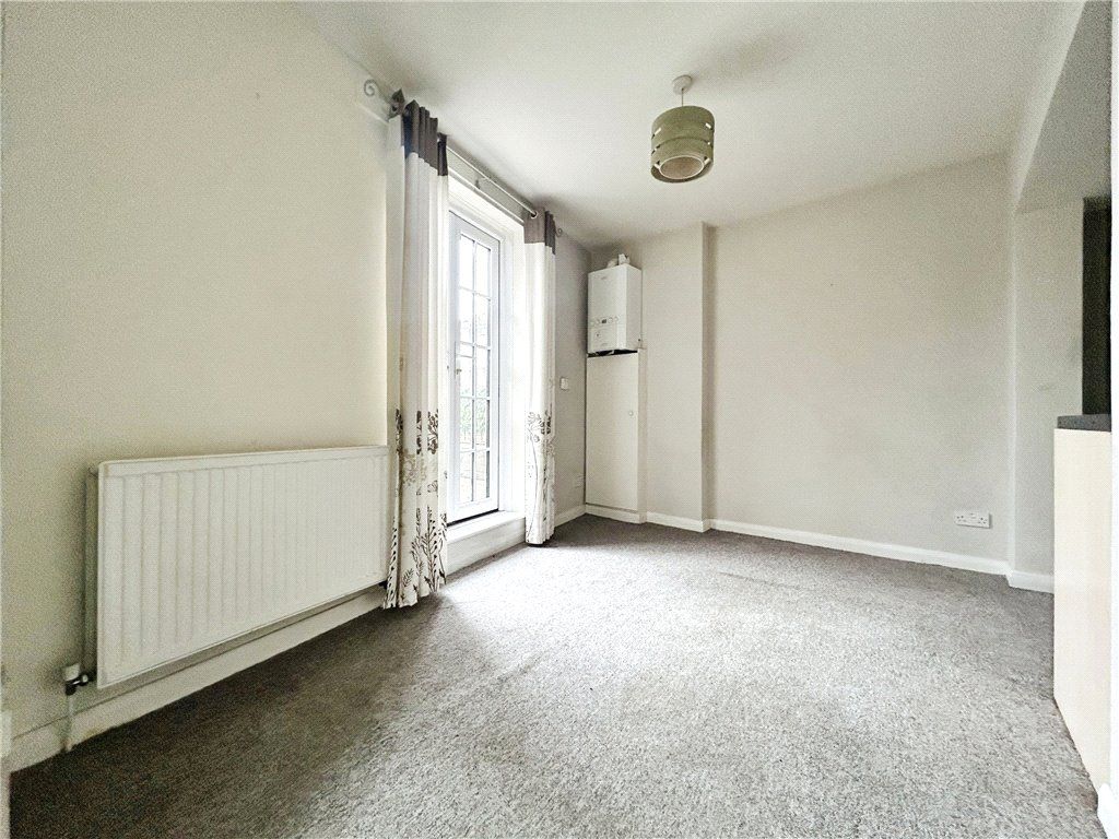 Property photo 3 of 13 Living Room