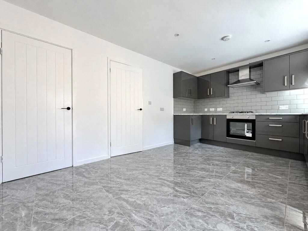 Property photo 3 of 10 Picture No. 09