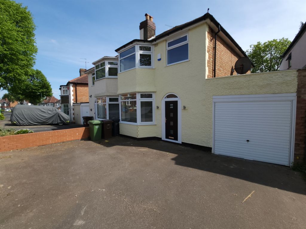 Property photo 2 of 30