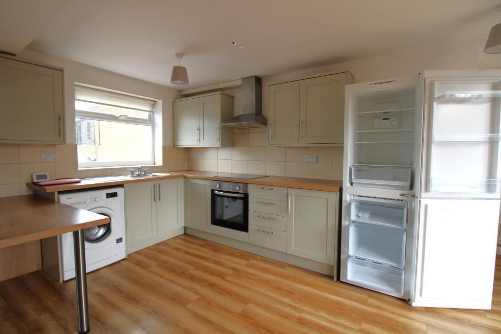 Property photo 2 of 6 1