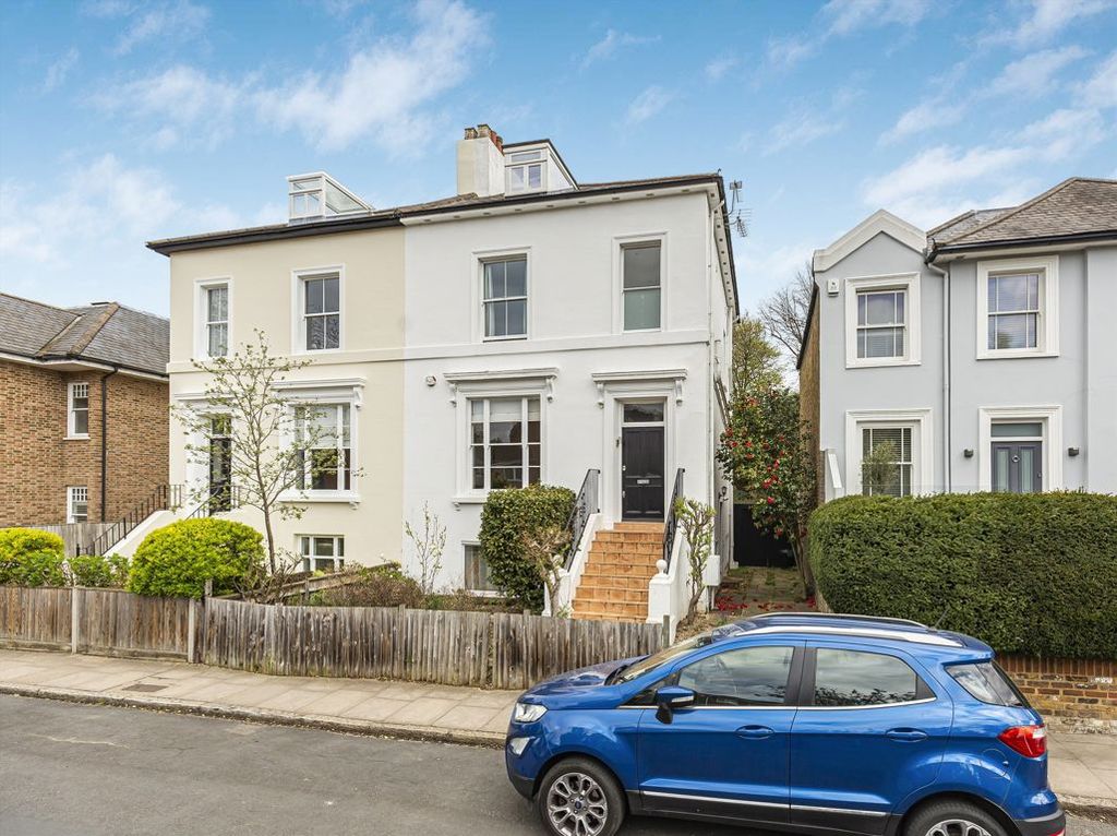 Property photo 1 of 4