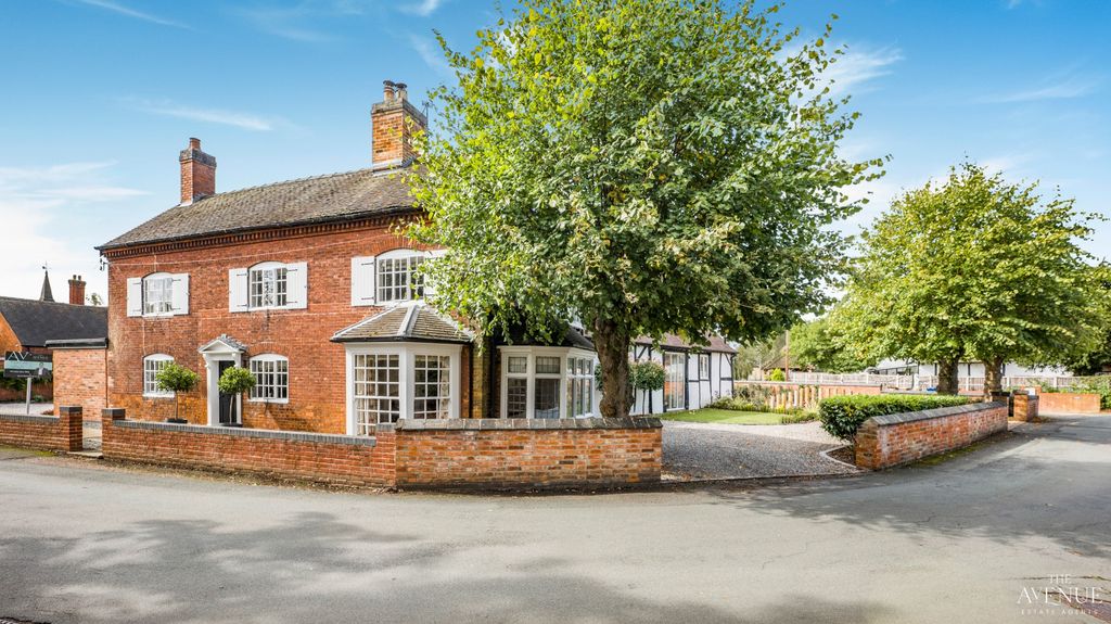 Property photo 1 of 36 4032542