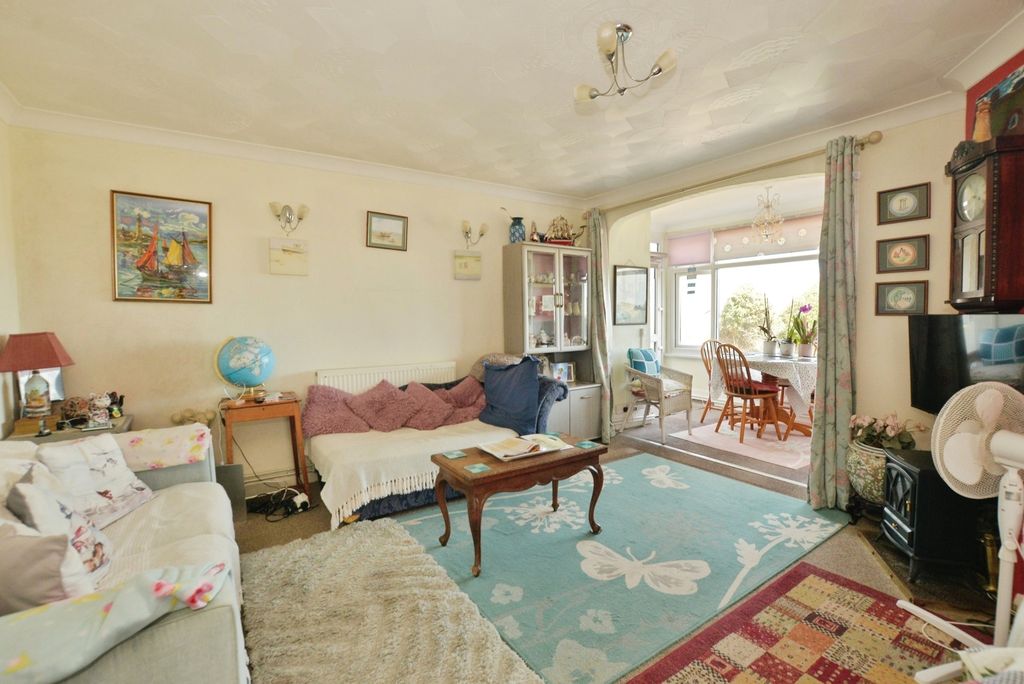 Property photo 2 of 20 Pbox-Img.Jpg