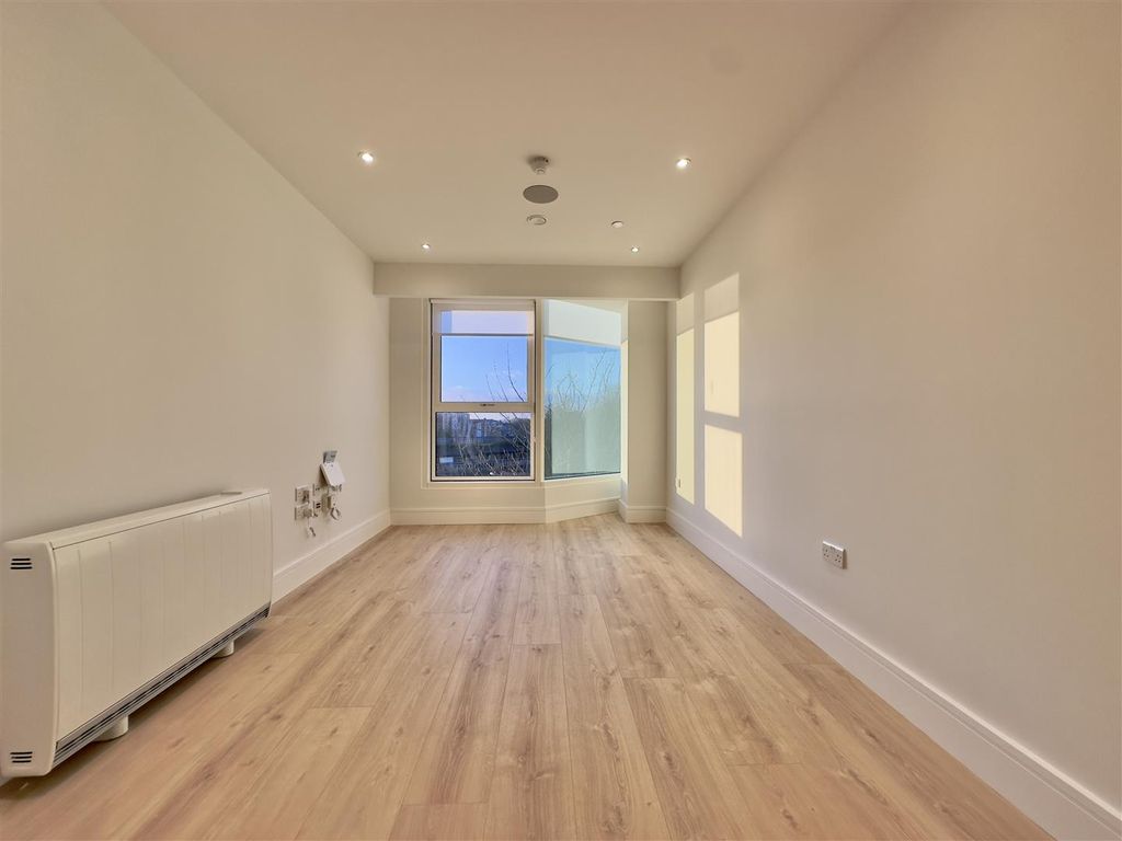Property photo 2 of 10 Img_9162.Jpg