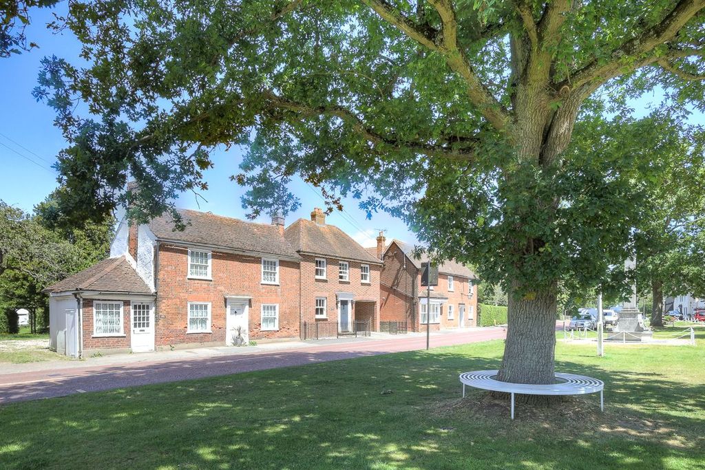 Property photo 1 of 50