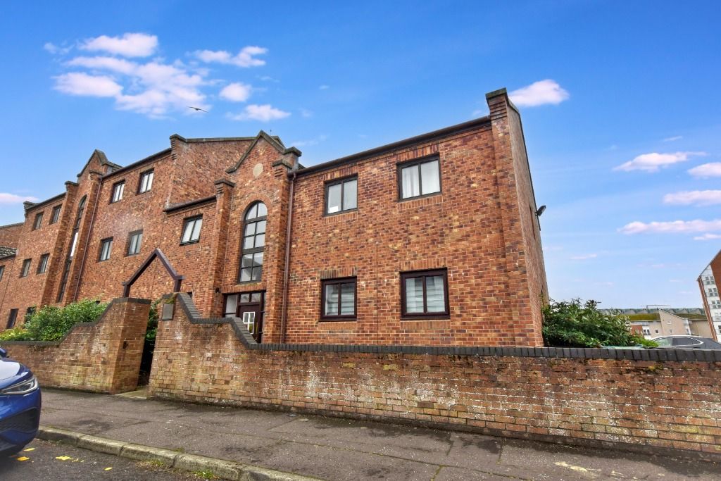Property photo 2 of 12