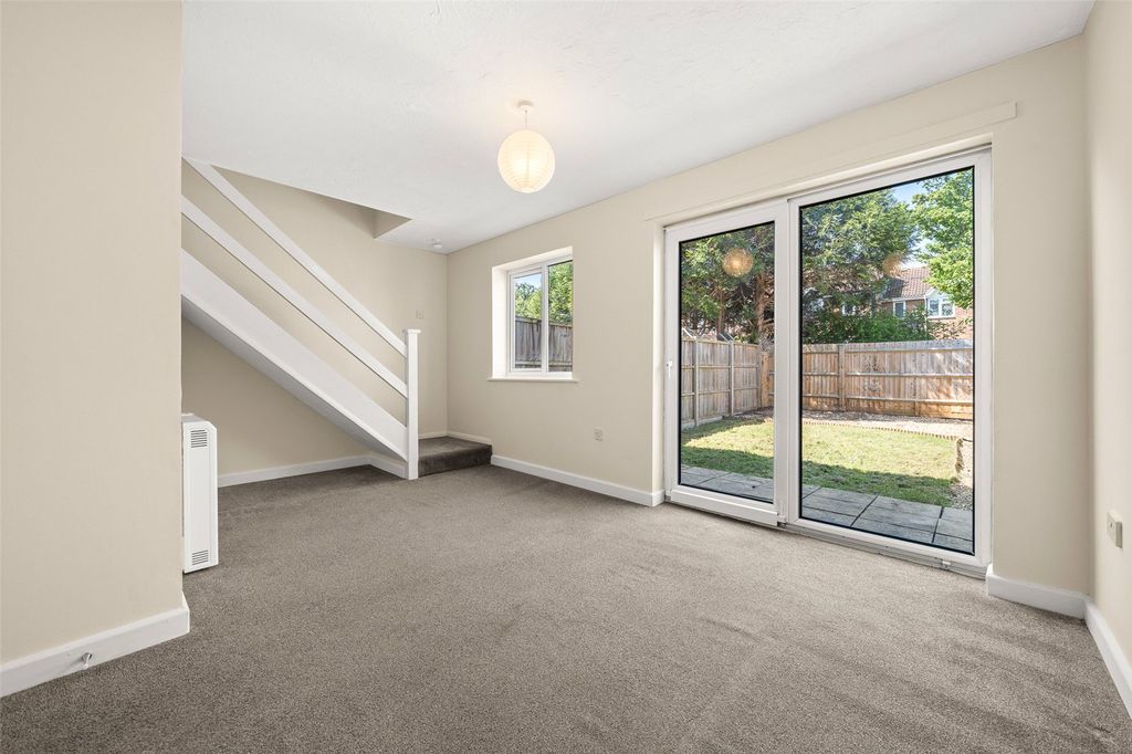 Property photo 3 of 11 Picture No. 06