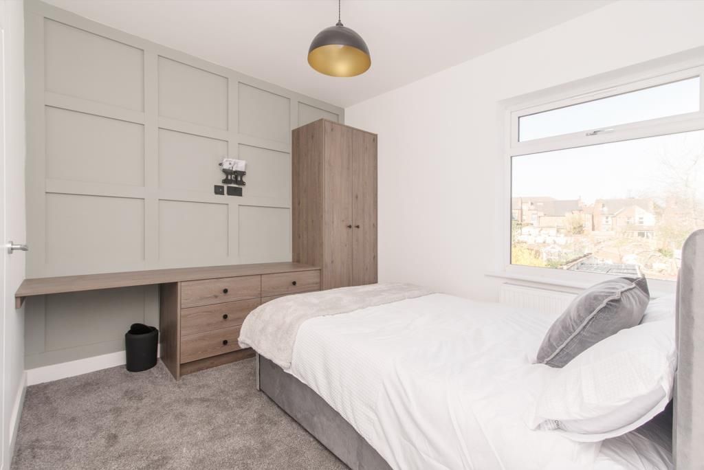 Property photo 1 of 19 17 Elm av H Res (28 Of 35).Jpg