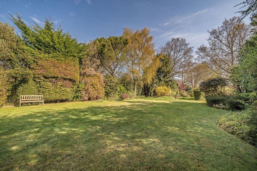 Property photo 2 of 9