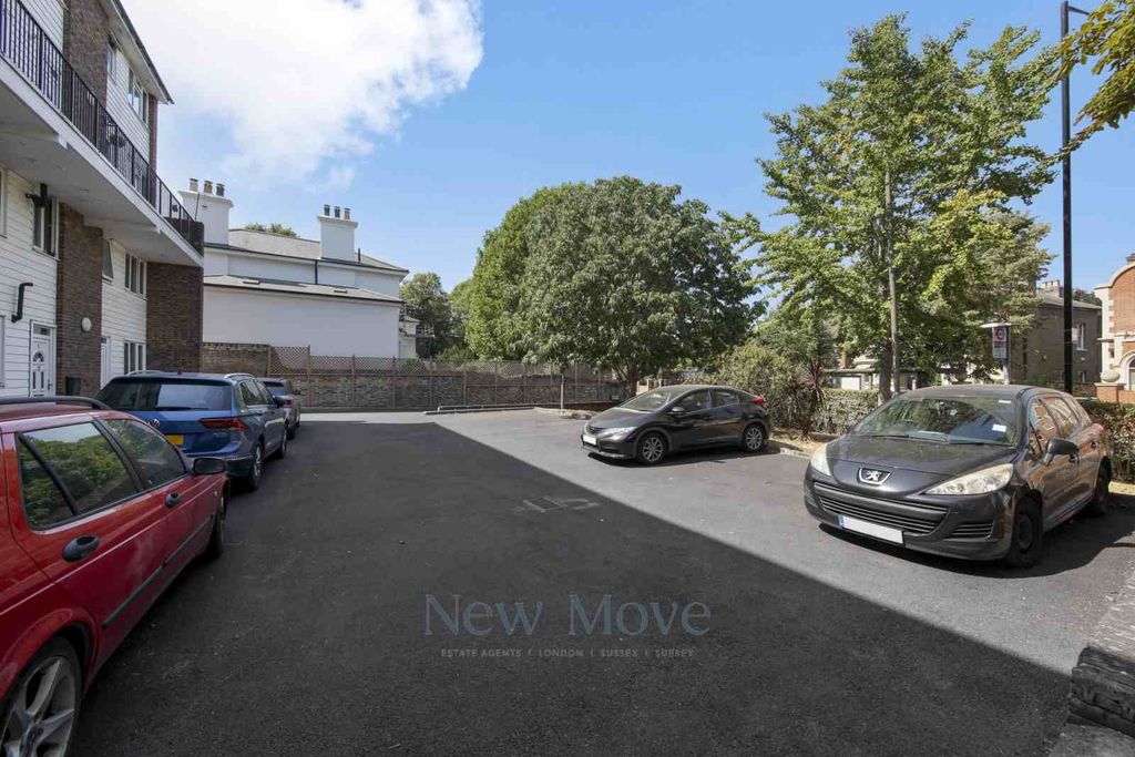 Property photo 3 of 15 307d0dc8F2c2c1441Ac825285A30E305