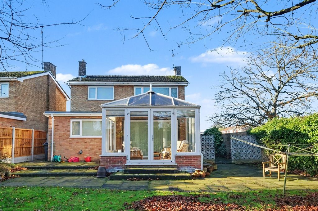 Property photo 2 of 16