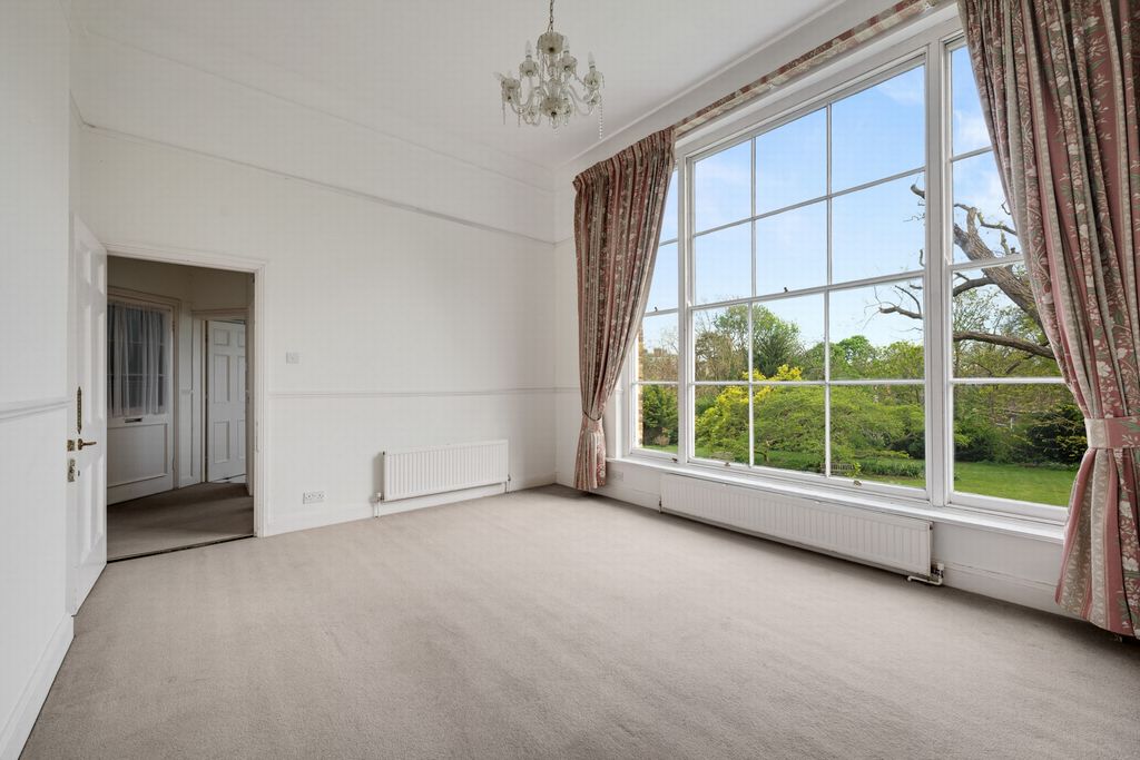 Property photo 3 of 15 Photo 14