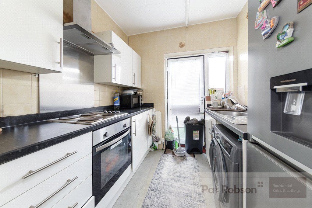 Property photo 3 of 14 Picture 3