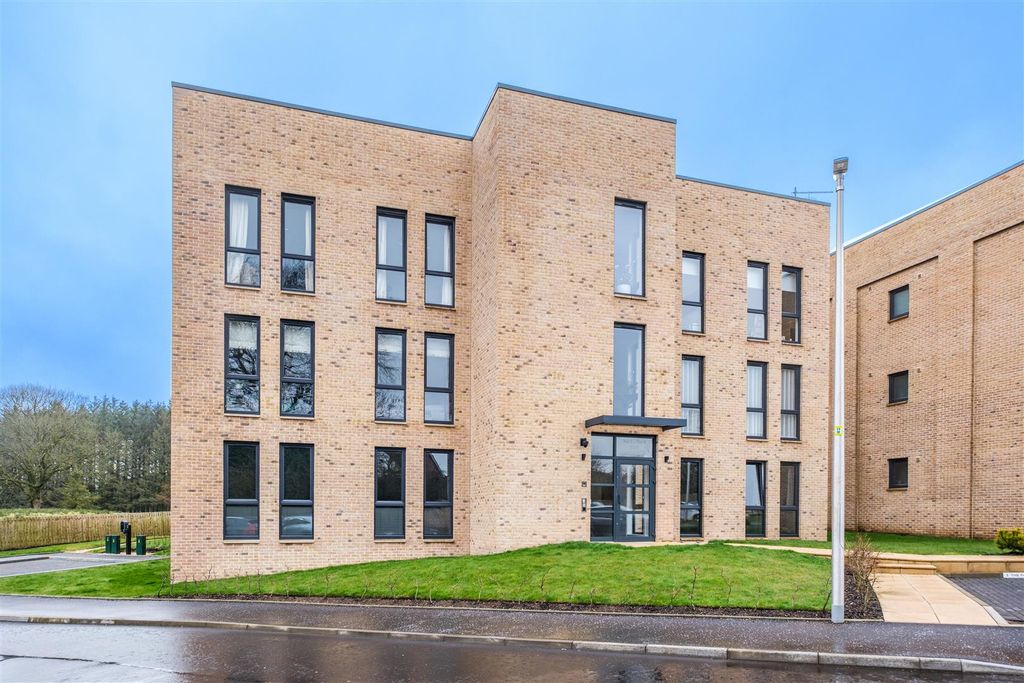 Property photo 1 of 25 Magnolia Lane-3.Jpg