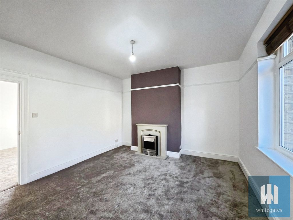 Property photo 2 of 20 Picture No. 04