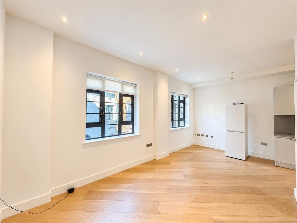 Property photo 2 of 9 Reception Room