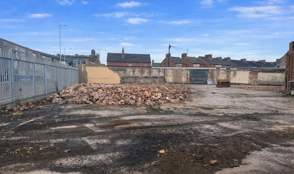 Property photo 3 of 11 Site Image