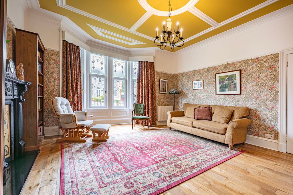 Property photo 3 of 66