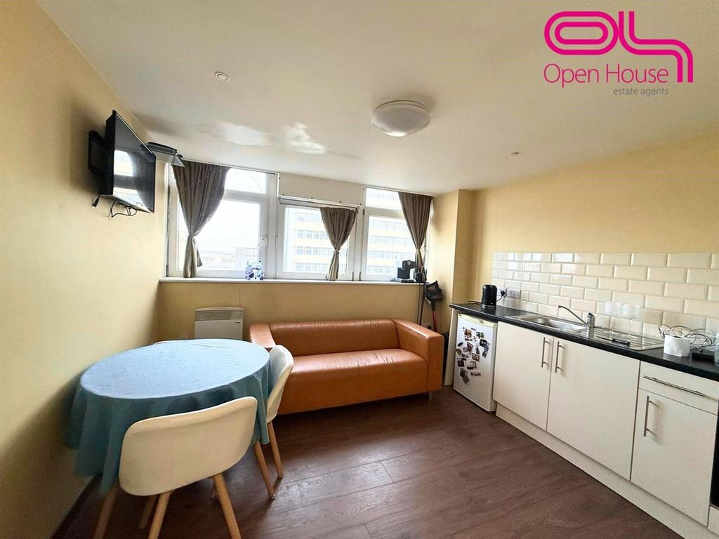 Property photo 2 of 5 49583B76-9455-4d89-90c6-E245B25761cd.Jpg