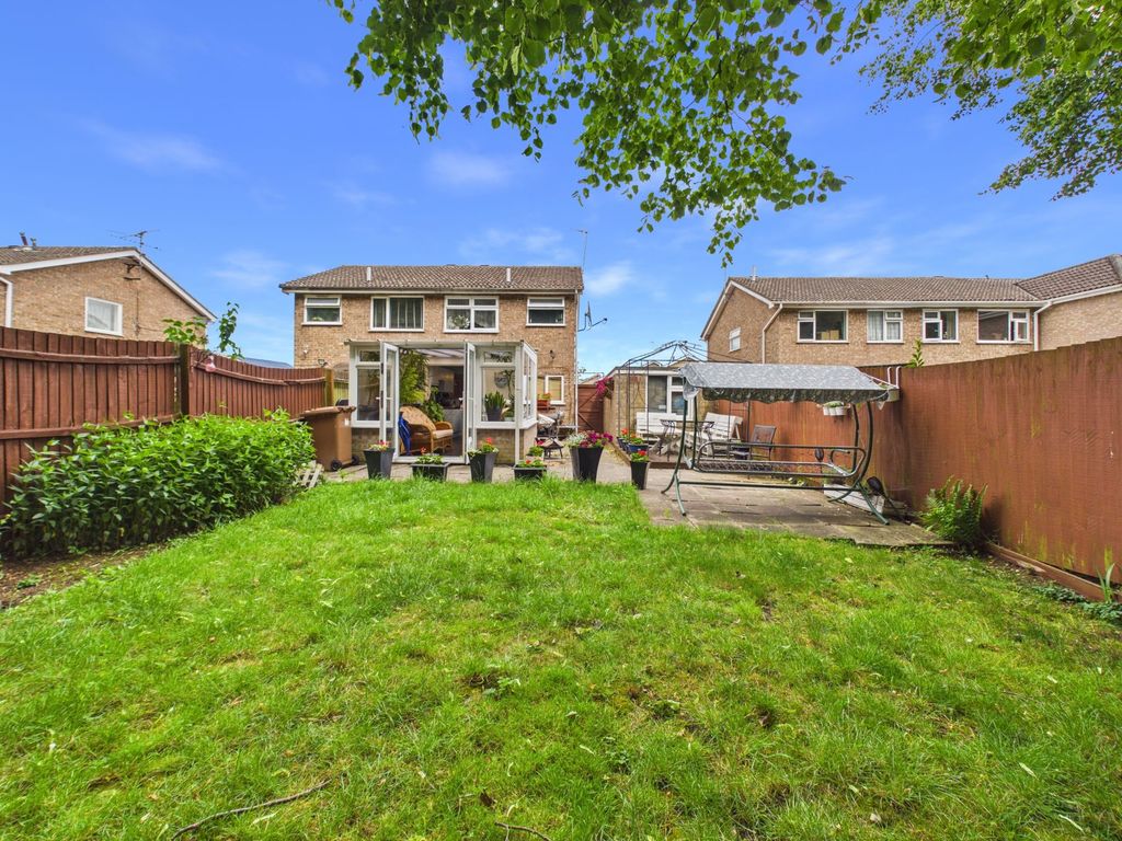 Property photo 2 of 14