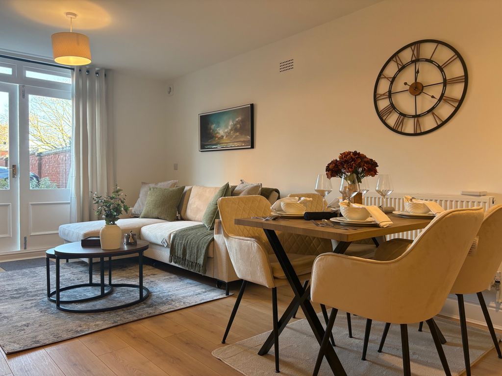 Property photo 1 of 12 Image