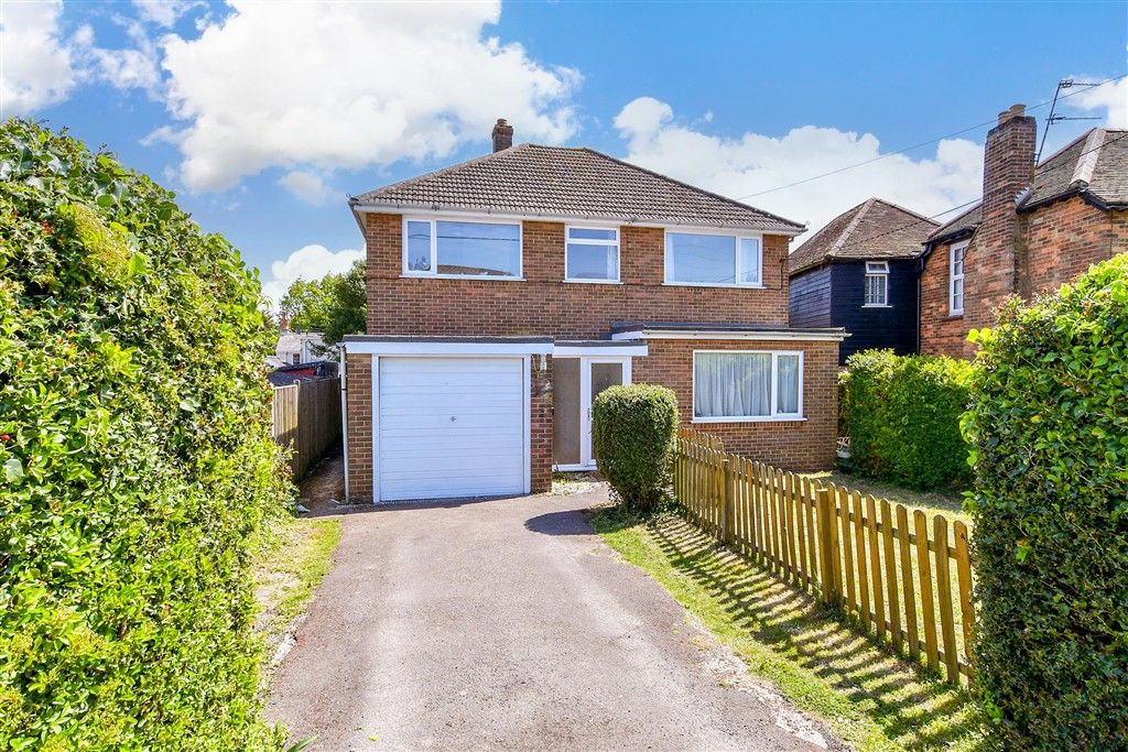 Property photo 2 of 12 External Front Web...