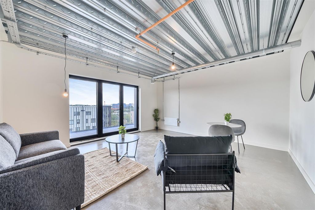 Property photo 2 of 7 Wir7O-Wohukax85Hv5-Tiw.Jpg