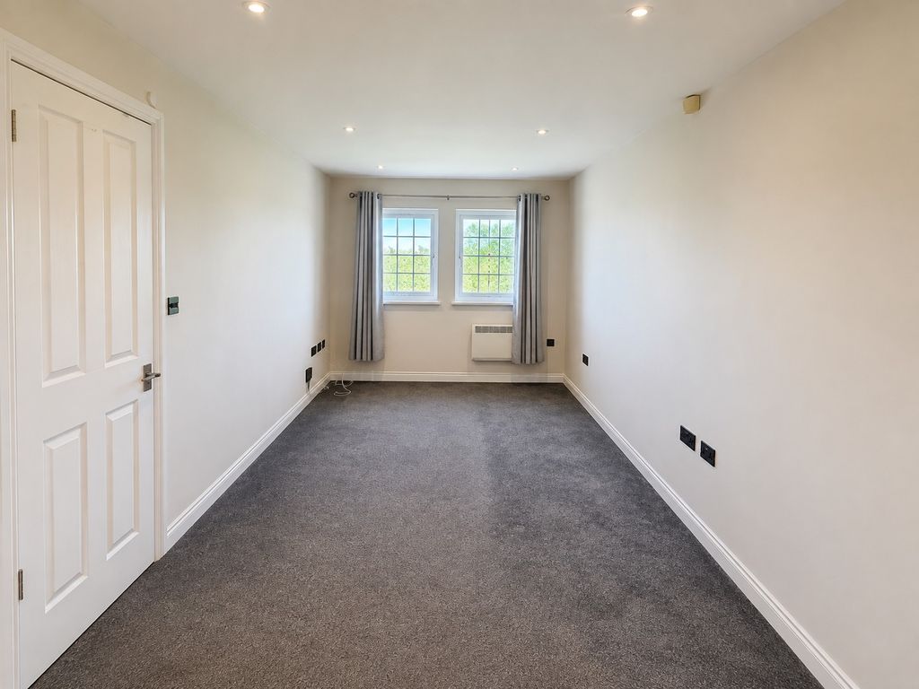 Property photo 3 of 8 Living Room