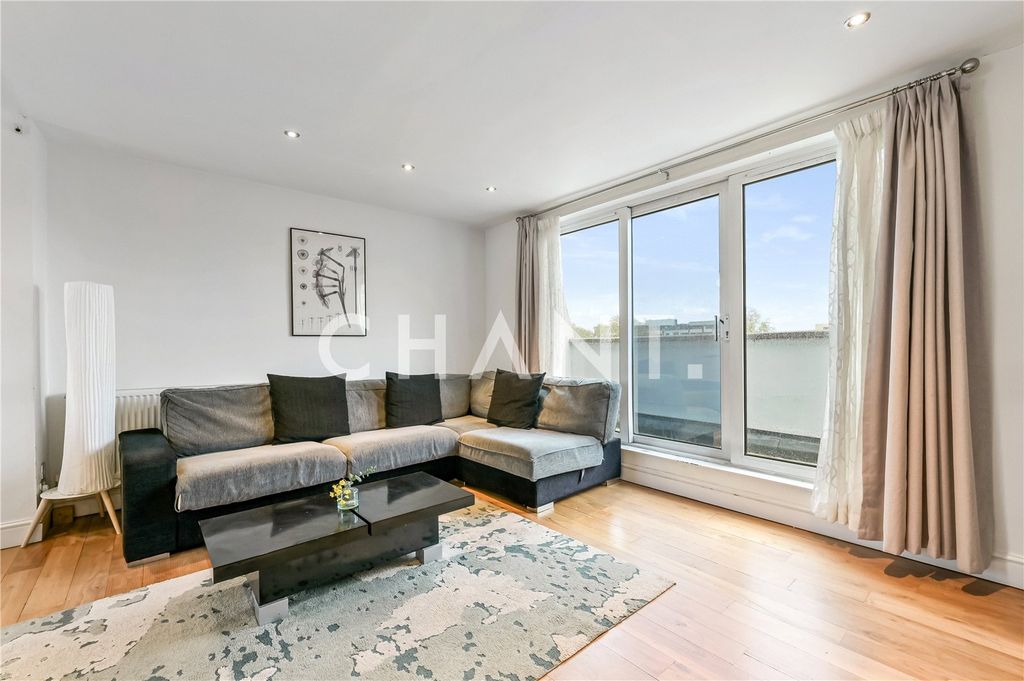 Property photo 2 of 12 Picture No. 10